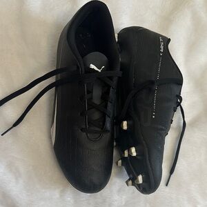 Puma Men's Black Athletic Cleats